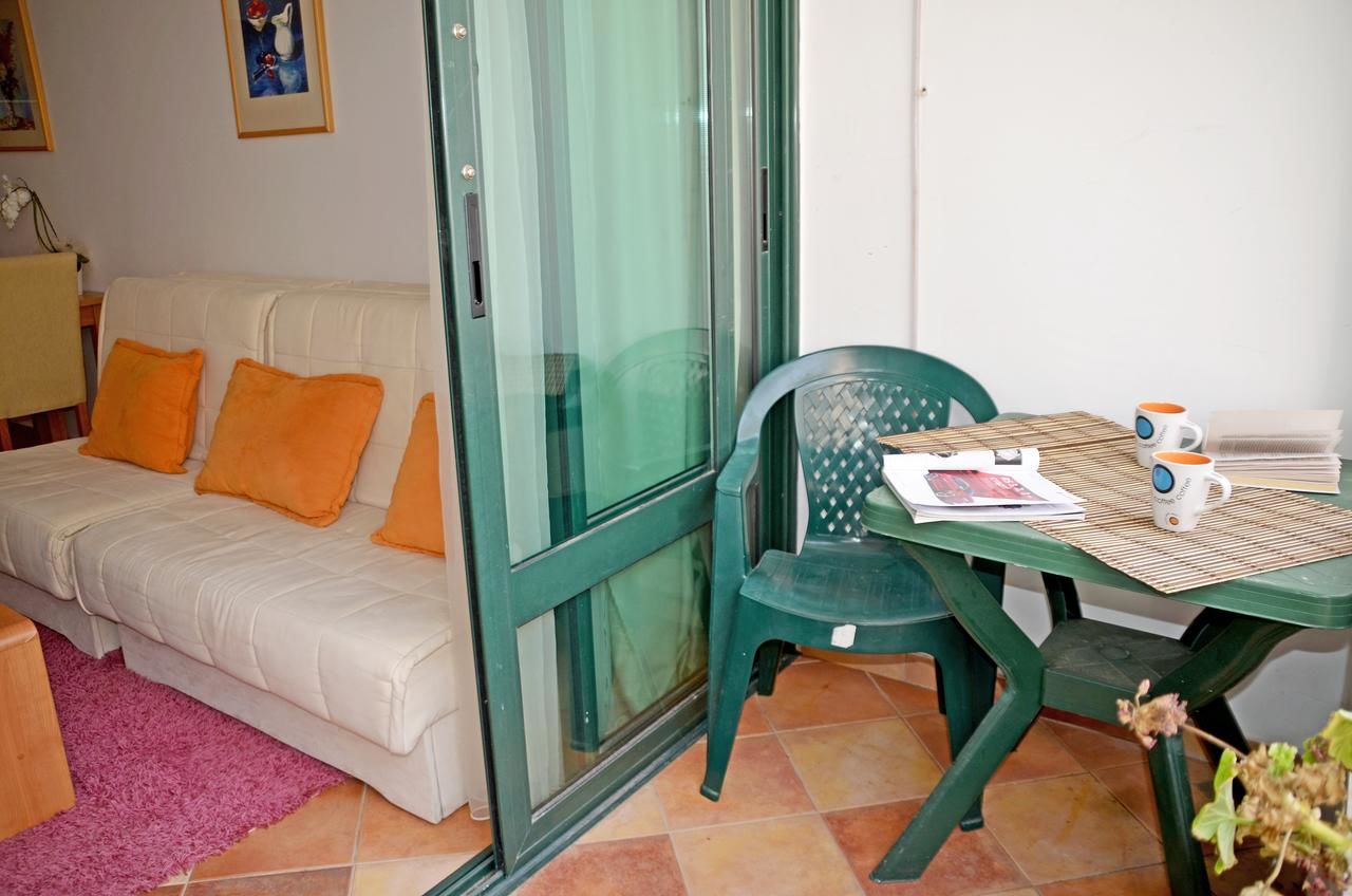 Апартаменты Apartments Secret Garden Свети-Стефан