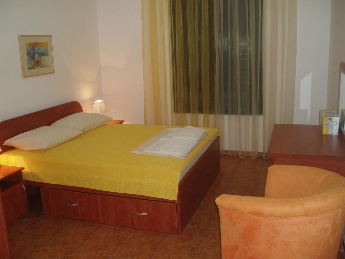 Апартаменты Apartments Secret Garden Свети-Стефан-10