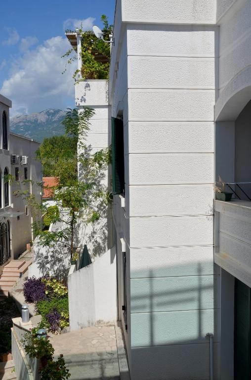 Апартаменты Apartments Secret Garden Свети-Стефан-84