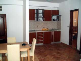 Апартаменты Apartments Secret Garden Свети-Стефан Апартаменты с 1 спальней и балконом-1