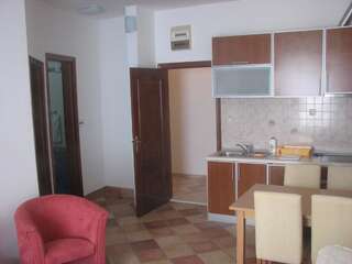 Апартаменты Apartments Secret Garden Свети-Стефан Апартаменты с 1 спальней и балконом-11