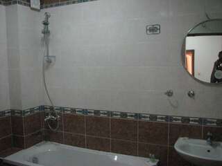 Апартаменты Apartments Secret Garden Свети-Стефан Апартаменты с 1 спальней и балконом-14