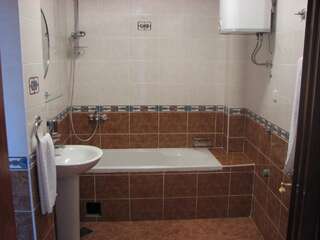 Апартаменты Apartments Secret Garden Свети-Стефан Апартаменты с 1 спальней и балконом-2