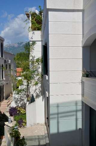 Апартаменты Apartments Secret Garden Свети-Стефан Апартаменты с 1 спальней и террасой-61