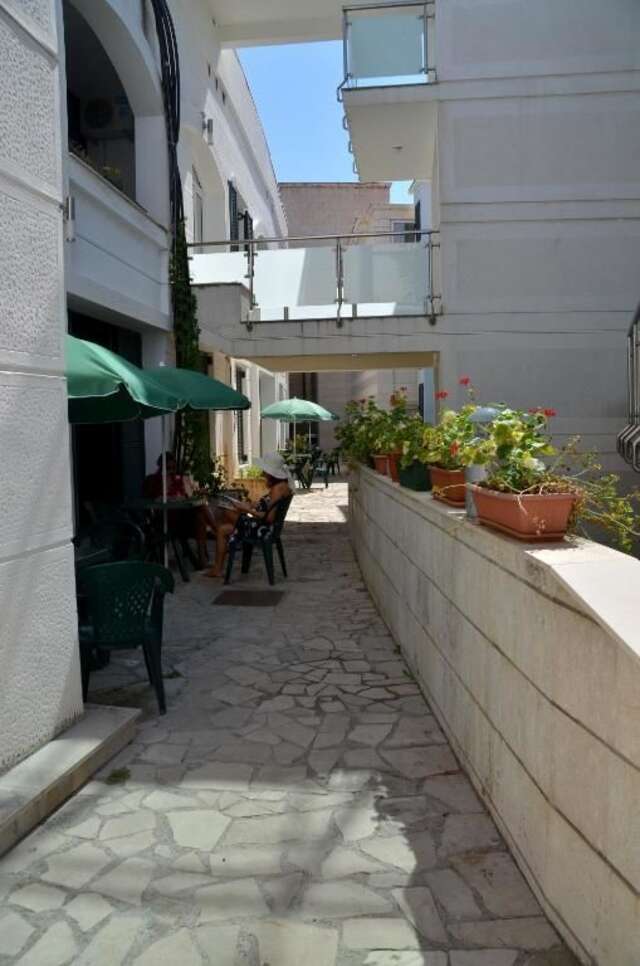 Апартаменты Apartments Secret Garden Свети-Стефан-82